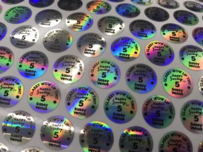 ปริ้นสติกเกอร์โฮโลแกรมกันปลอม