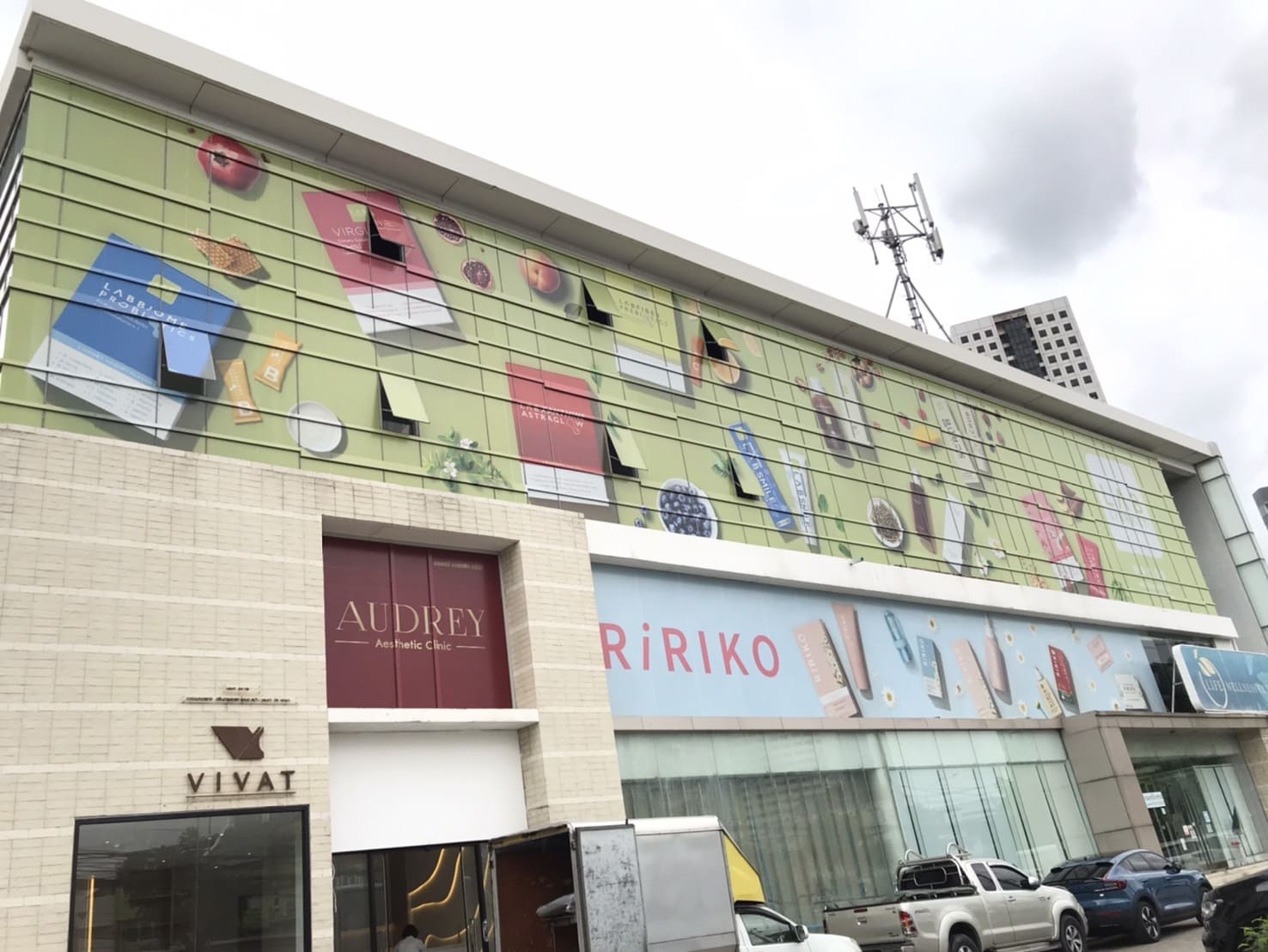 สติ๊กเกอร์ติดกระจกภายนอก